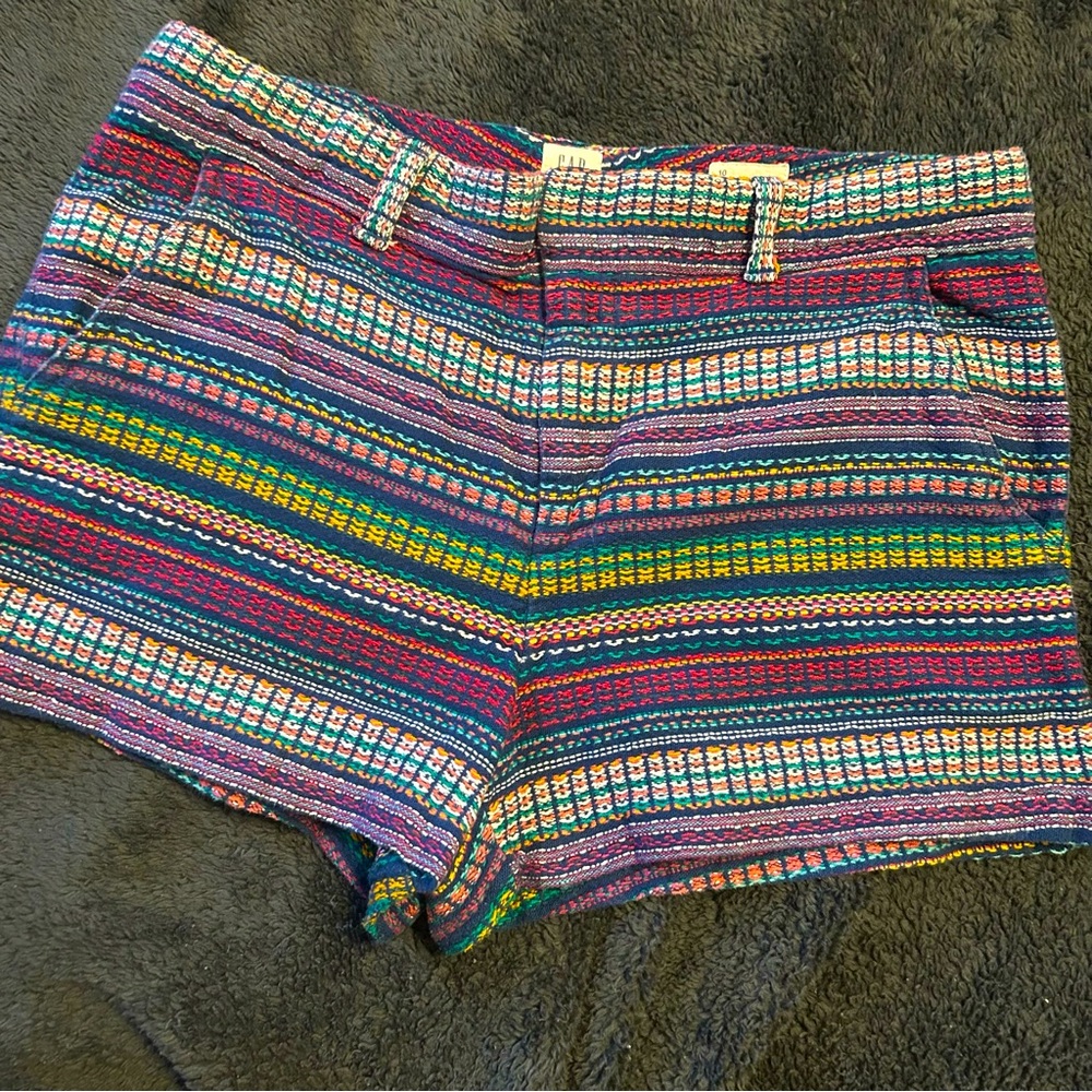 Woman’s Gap brand City Short, bold multi colored 100% cotton knit shorts